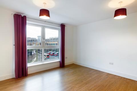 1 bedroom flat to rent, Skyline Plaza, Alencon Link, Basingstoke, RG21