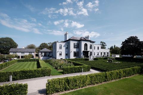 8 bedroom detached house for sale, La Rue de la Vignette, Jersey JE2