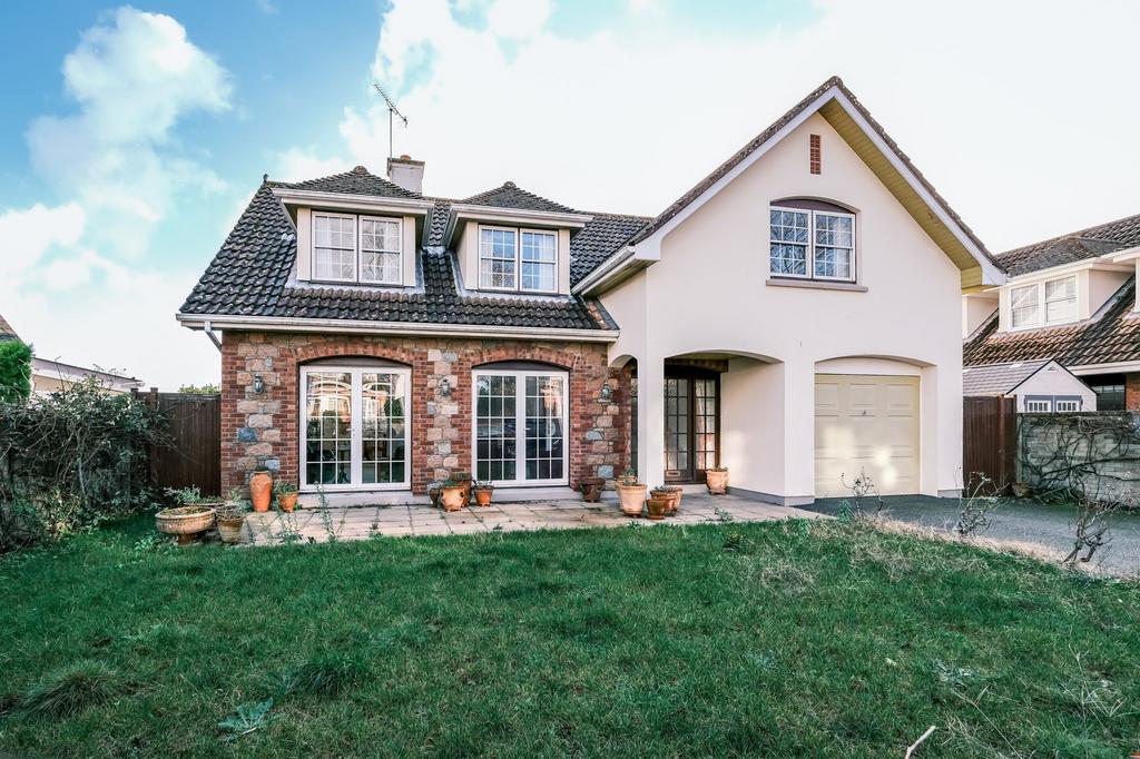 St. Martin, Jersey JE3 3 bed detached house for sale £999,000