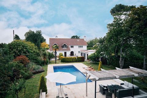 5 bedroom detached house for sale, La Rue De La Guilleaumerie, Jersey JE2