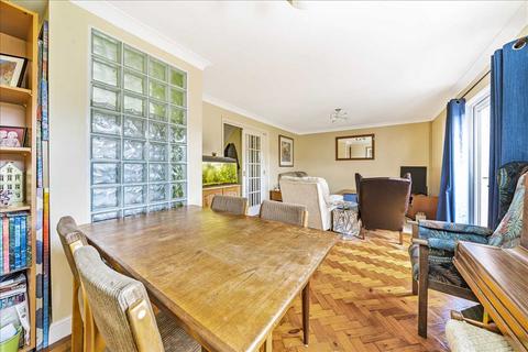 3 bedroom end of terrace house for sale, Rossini Close, Brighton Hill, Basingstoke