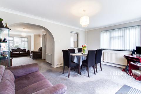 1 Codenham Straight, Basildon, SS16 5DQ