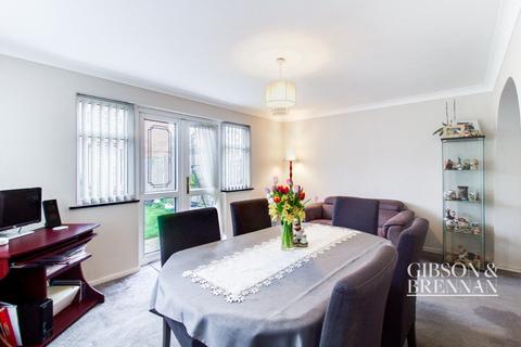 1 Codenham Straight, Basildon, SS16 5DQ