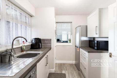 1 Codenham Straight, Basildon, SS16 5DQ