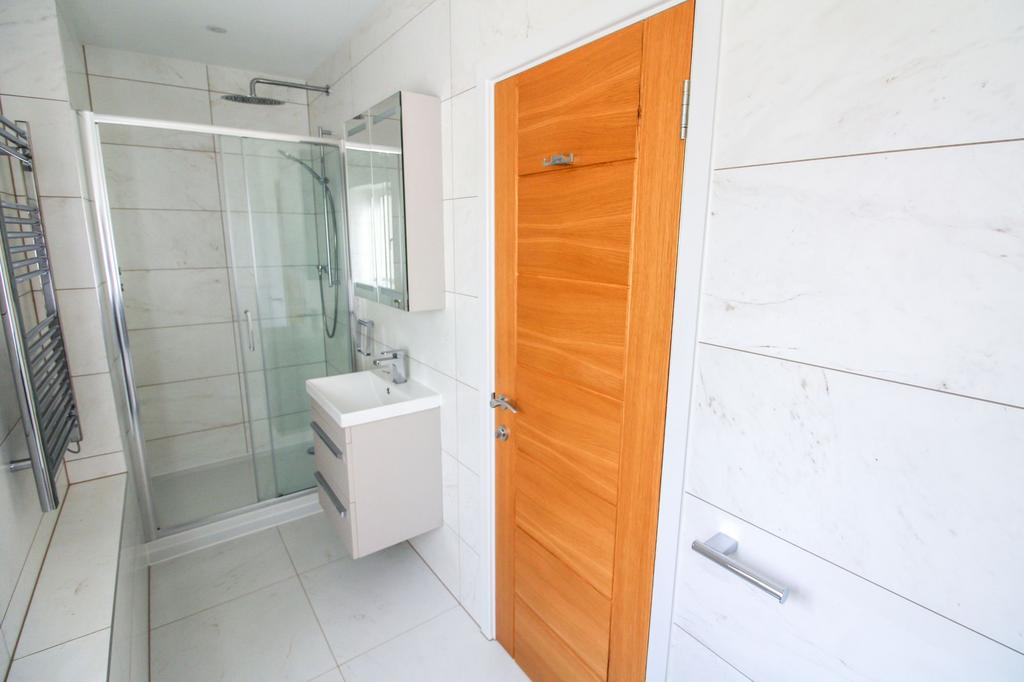 En suite shower room