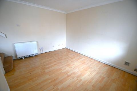 28 Meadowbrook Close, Colnbrook, Slough, SL3 0PA