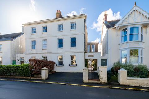 5 bedroom semi-detached house for sale, Candie Road, St. Peter Port, Guernsey