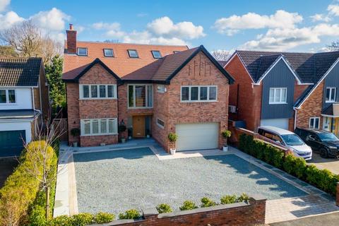 6 bedroom detached house for sale, Woodlea Drive, Solihull