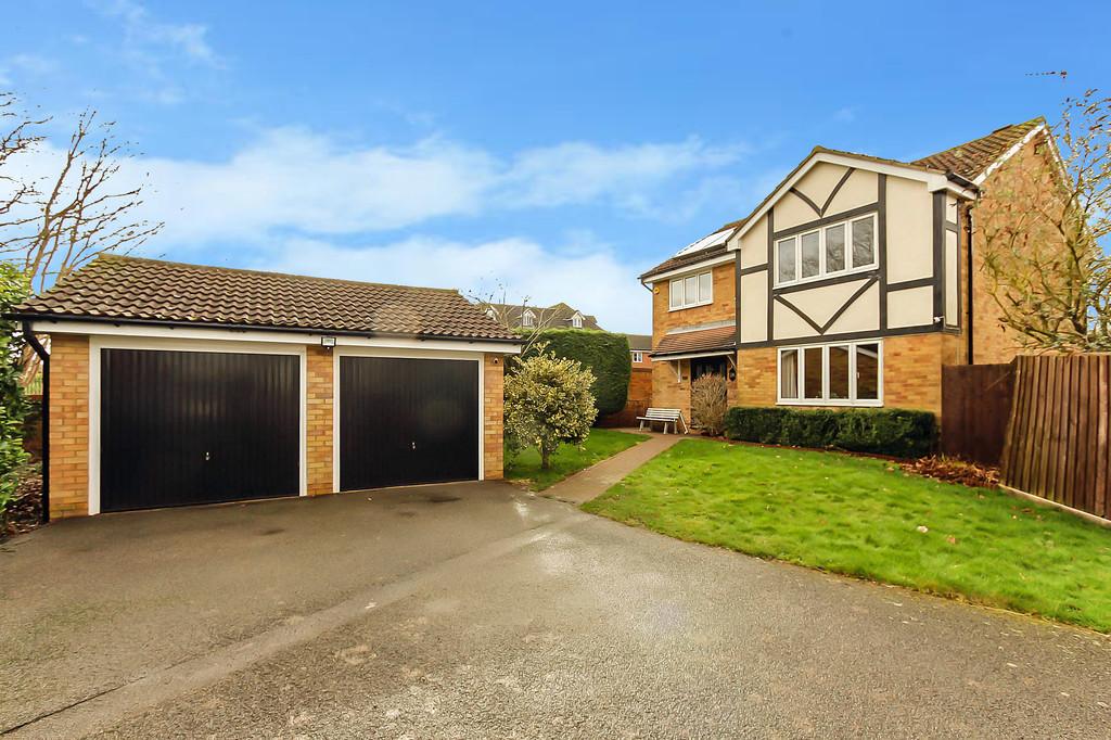 Medway Drive, Wellingborough NN8 4 bed detached house for sale £365,000