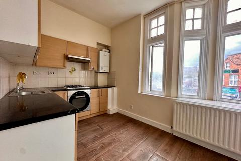 4 bedroom flat for sale, Thrale Road, London, SW16