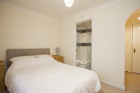3 bedroom end of terrace house to rent - Pembury Road, TONBRIDGE