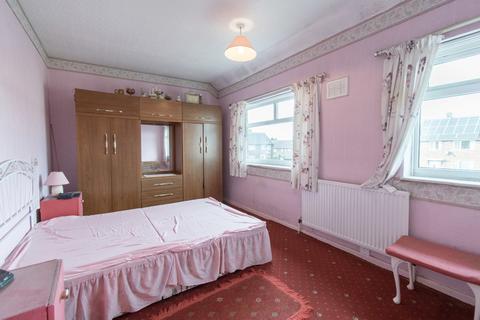 2 bedroom semi-detached house for sale - Branton Place, York YO26