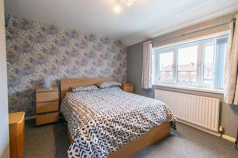 3 bedroom semi-detached house for sale, Highmoor Road, York YO24