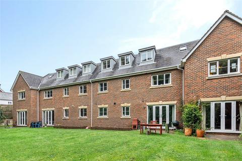 Flat 3, Canvas Court Kings Road, Haslemere, GU27 2QN