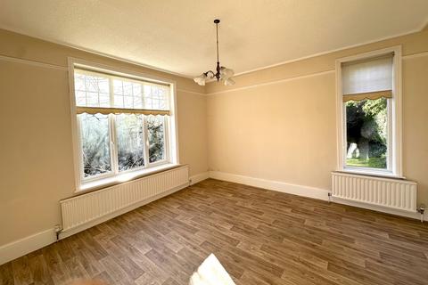 5 bedroom detached house to rent, Cranford Avenue, Exmouth EX8
