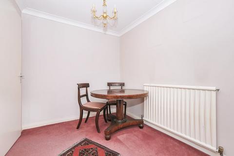 2 bedroom maisonette for sale, Colnbrook