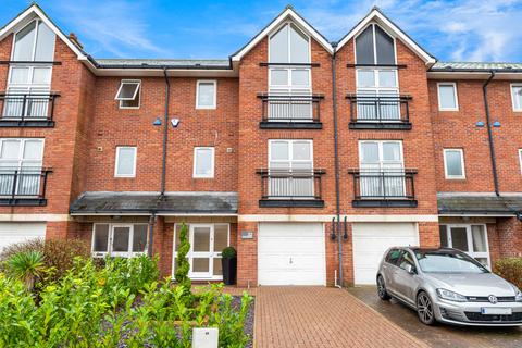 3 bedroom townhouse for sale, Adventurers Quay, Cardiff Bay, Cardiff