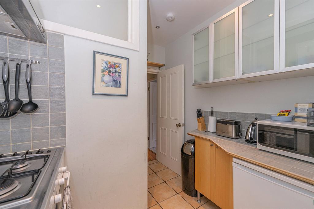 Kitchen Alt
