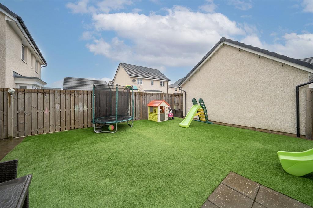 Rear Gdns