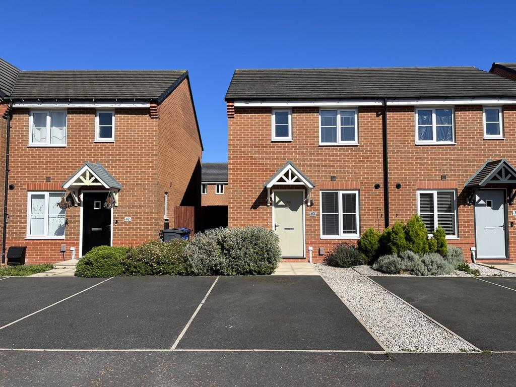 Atlantean Drive, Leyland PR25 3 bed semidetached house £925 pcm (£