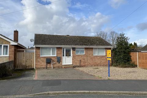 2 bedroom detached bungalow for sale, Gretton Avenue, Stretton