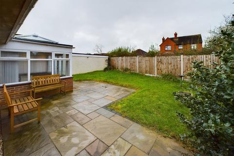 2 bedroom detached bungalow for sale, Gretton Avenue, Stretton