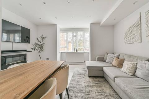 2 bedroom flat for sale, Hawksworth House, Clapham South, London, SW4
