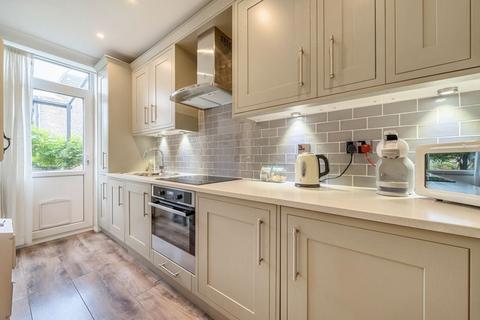 6 Gaitskell Road, London, SE9 2DL