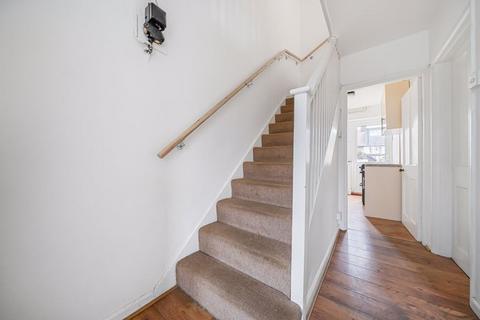 63 Widecombe Road, London, SE9 4HH