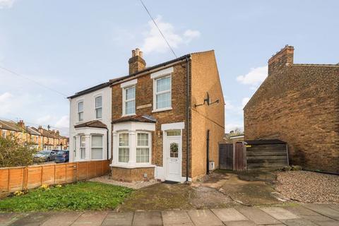 1 Gaitskell Road, London, SE9 2DL