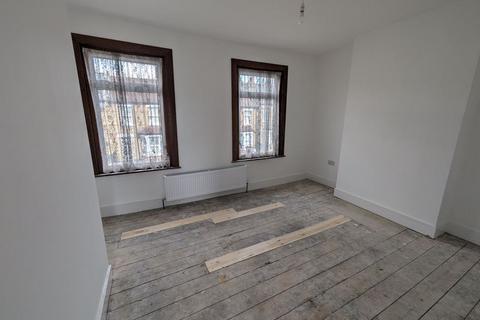 22 Reventlow Road, London, SE9 2DJ