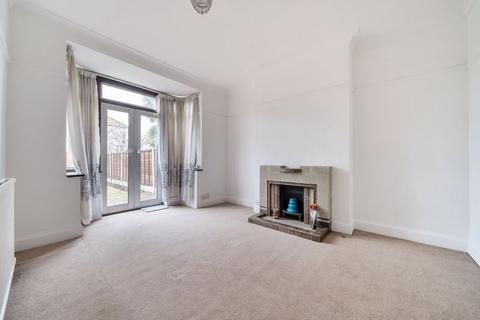 25 Thaxted Road, London, SE9 3PU