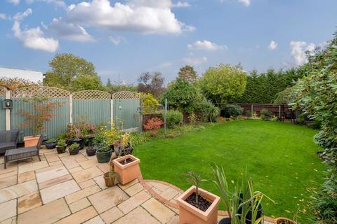 32 Riefield Road, London, SE9 2QA