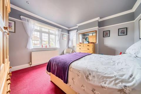 32 Riefield Road, London, SE9 2QA