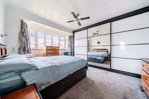 44 Domonic Drive, London, SE9 3LJ