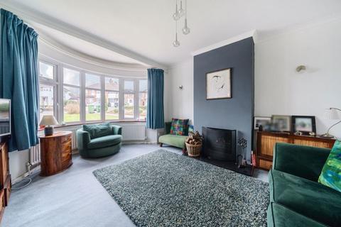 44 Domonic Drive, London, SE9 3LJ