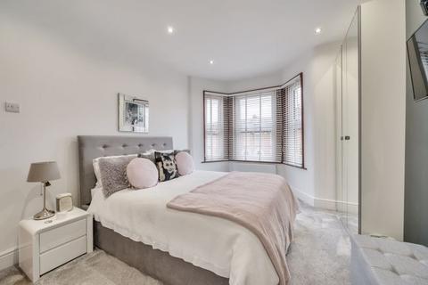 8 Craigton Road, London, SE9 1QF