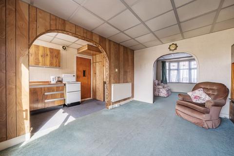 135 Sutherland Avenue, Welling, DA16 2NN