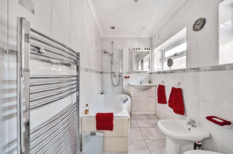 Bathroom shot 2