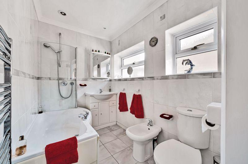 Bathroom shot 1