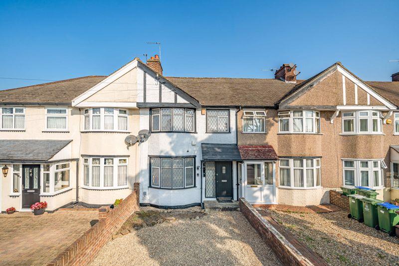Montrose Avenue, Welling DA16 3 bed terraced house for sale £490,000