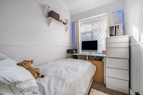110 Montrose Avenue, Welling, DA16 2QY