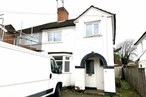 52 Court Road, Wolverhampton, WV6 0JW