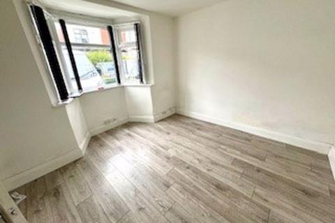 52 Court Road, Wolverhampton, WV6 0JW