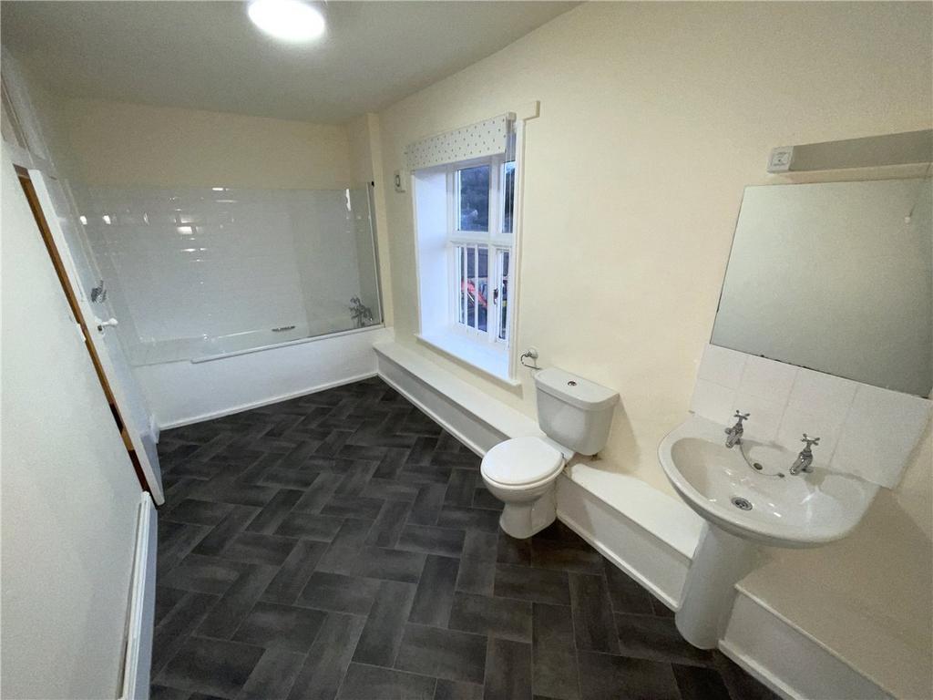 First Floor Bathroom