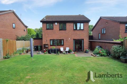 4 bedroom detached house for sale, St. Stephens Gardens, Riverside, Redditch