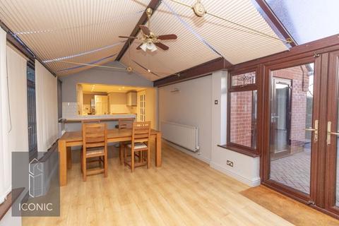 4 bedroom chalet to rent, Upper Stafford Avenue, New Costessey, Norwich