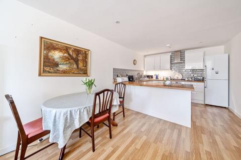 2 bedroom apartment for sale, Headley Road, Grayshott - 1014 sq.ft 2 bedroom apartment