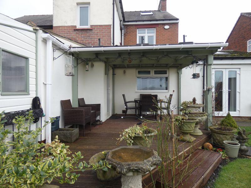 Rear Patio Garden