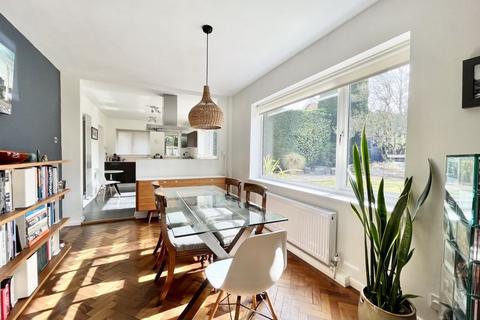 17 Stevens Lane, Claygate, Esher, KT10 0TD